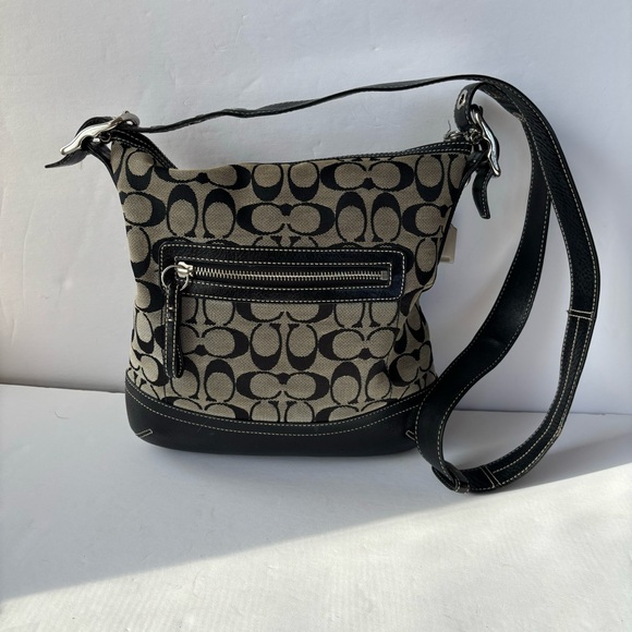 y2k Vintage Coach Black Signature Canvas and Leather Crossbody Bag - Picture 2 of 10